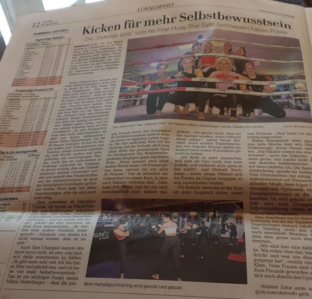 Zeitung DefendoGirls2